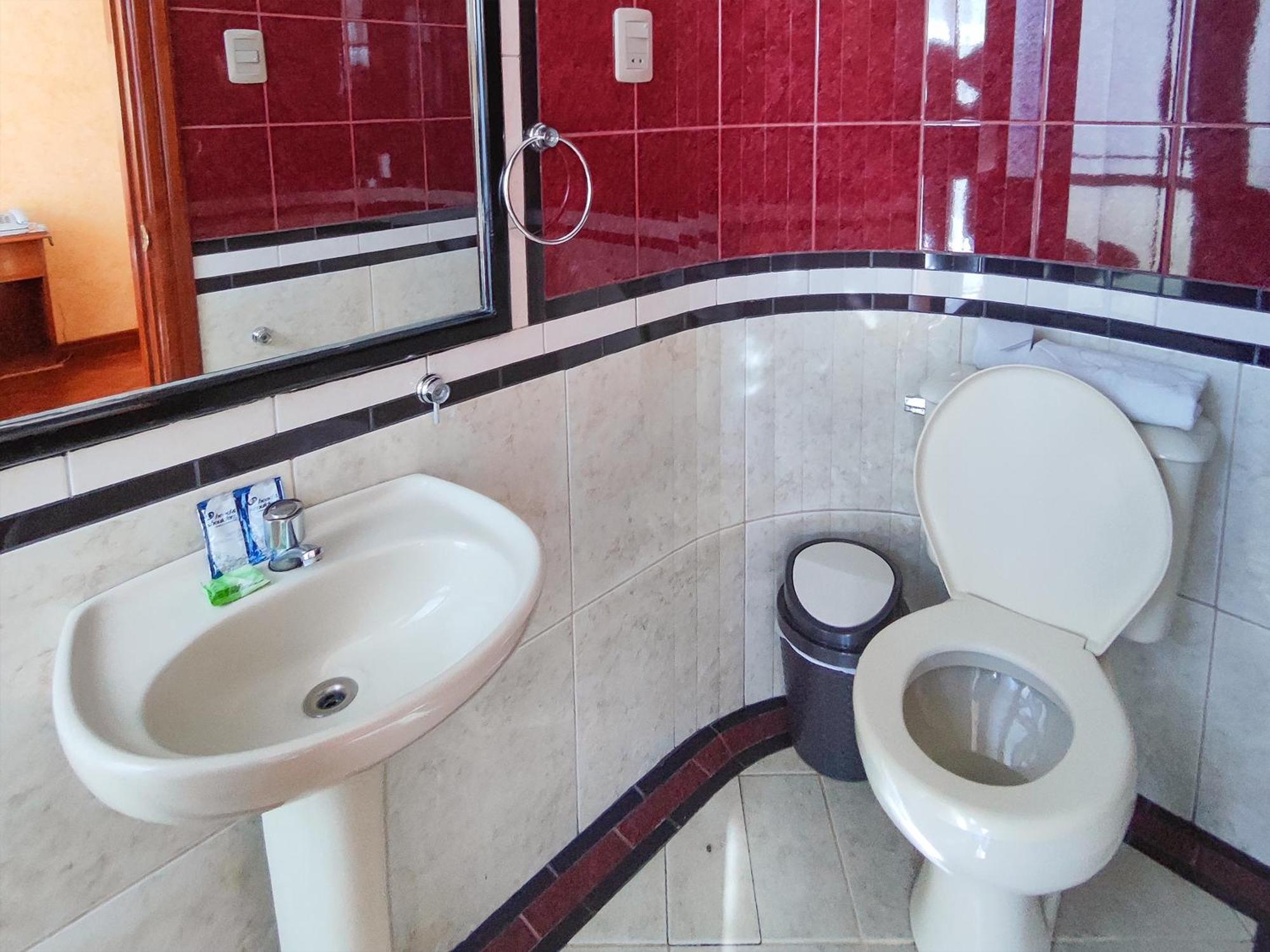 Hotel Diamante Azul ลาปาซ ภายนอก รูปภาพ
